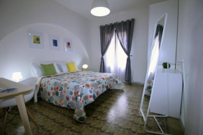 De Nobili's Apartments